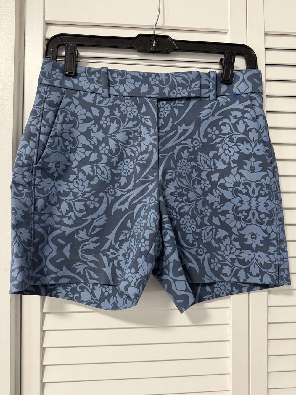 White House Black Market Two-Tone Blue Floral Tailored Shorts